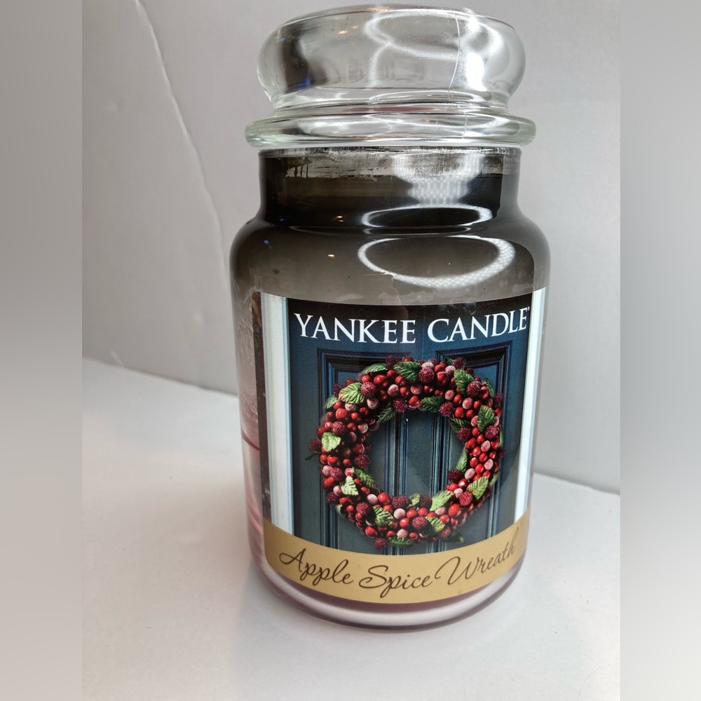 Yankee Candle Apple Spice Wreath large jar used